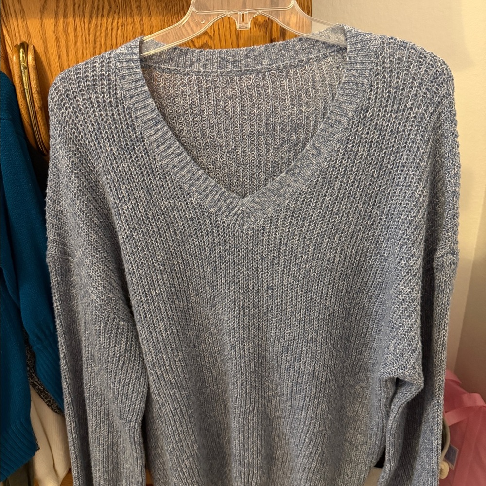 SHEIN Heathered Blue V-Neck Sweater (52)